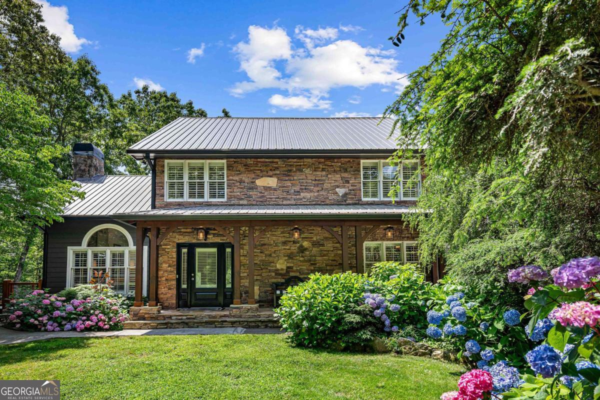 223 Mountain Tops RD