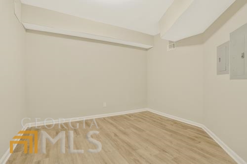 Glen Meadows - Residential Lease