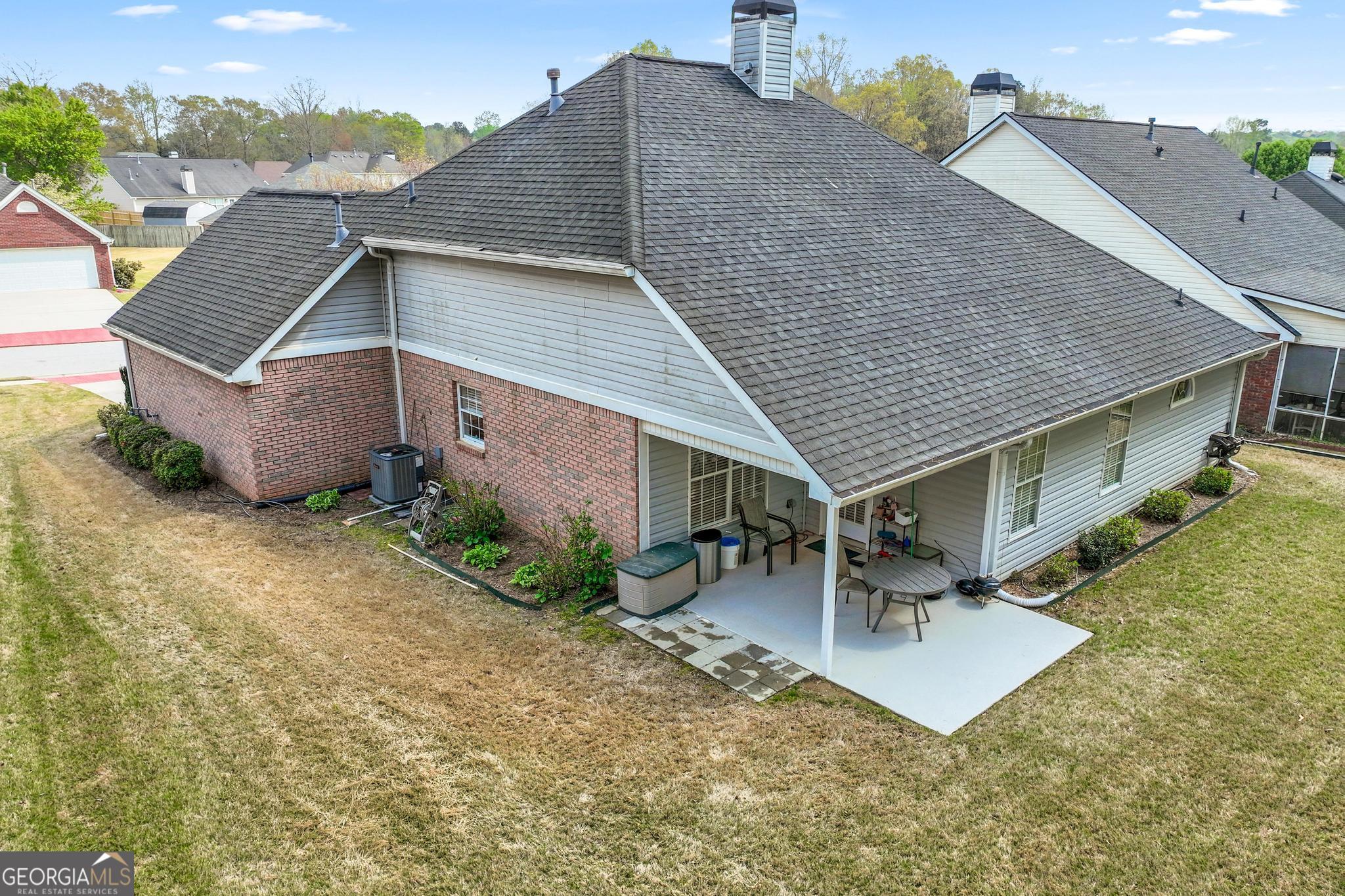 182 Meridian DR