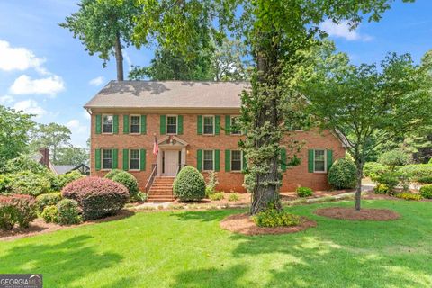829 Bev CT Lawrenceville GA 30046