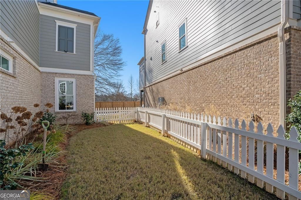 South on Main - Residential