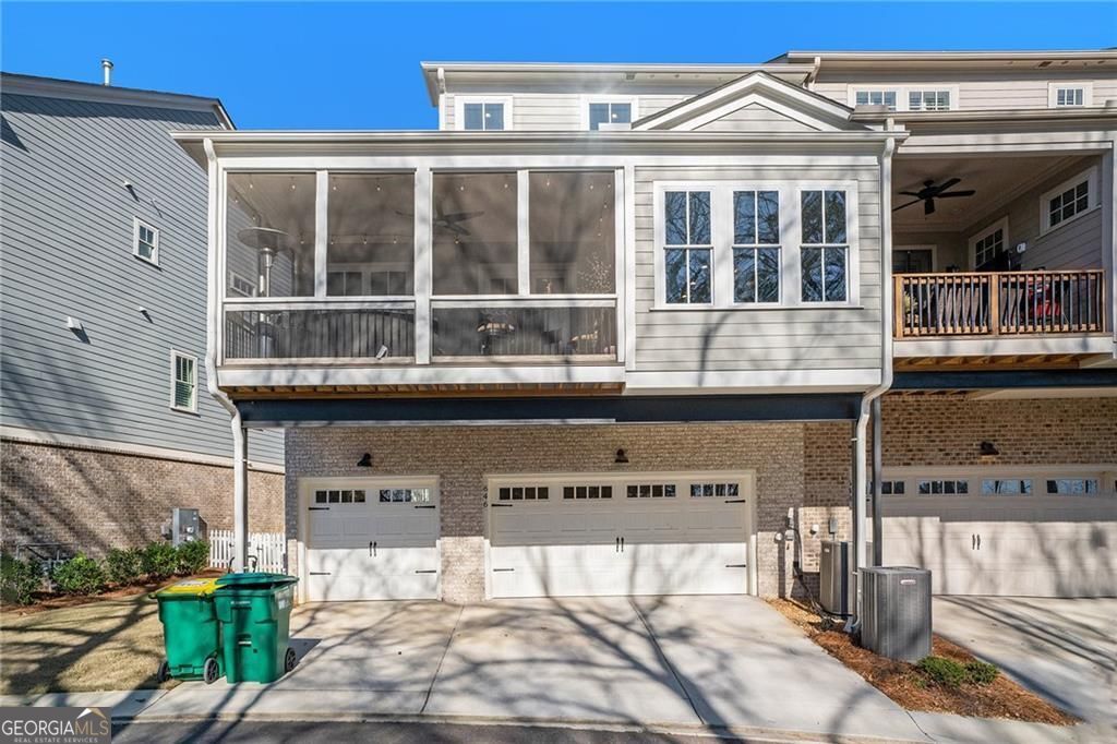 South on Main - Residential
