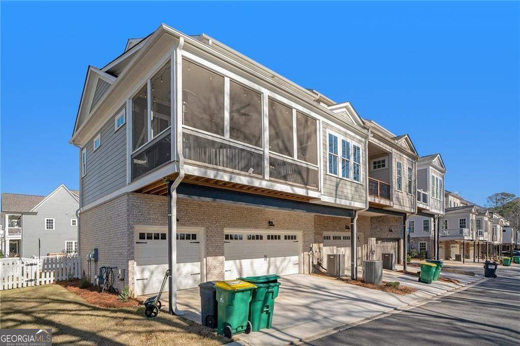 South on Main - Residential