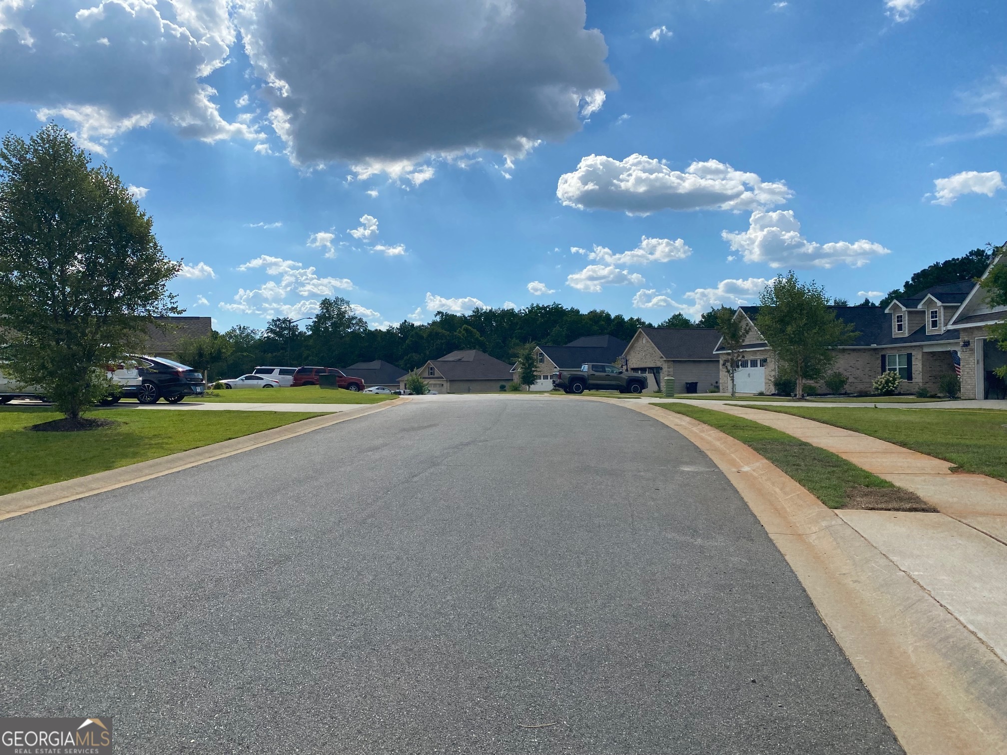 310 Creek Ridge DR