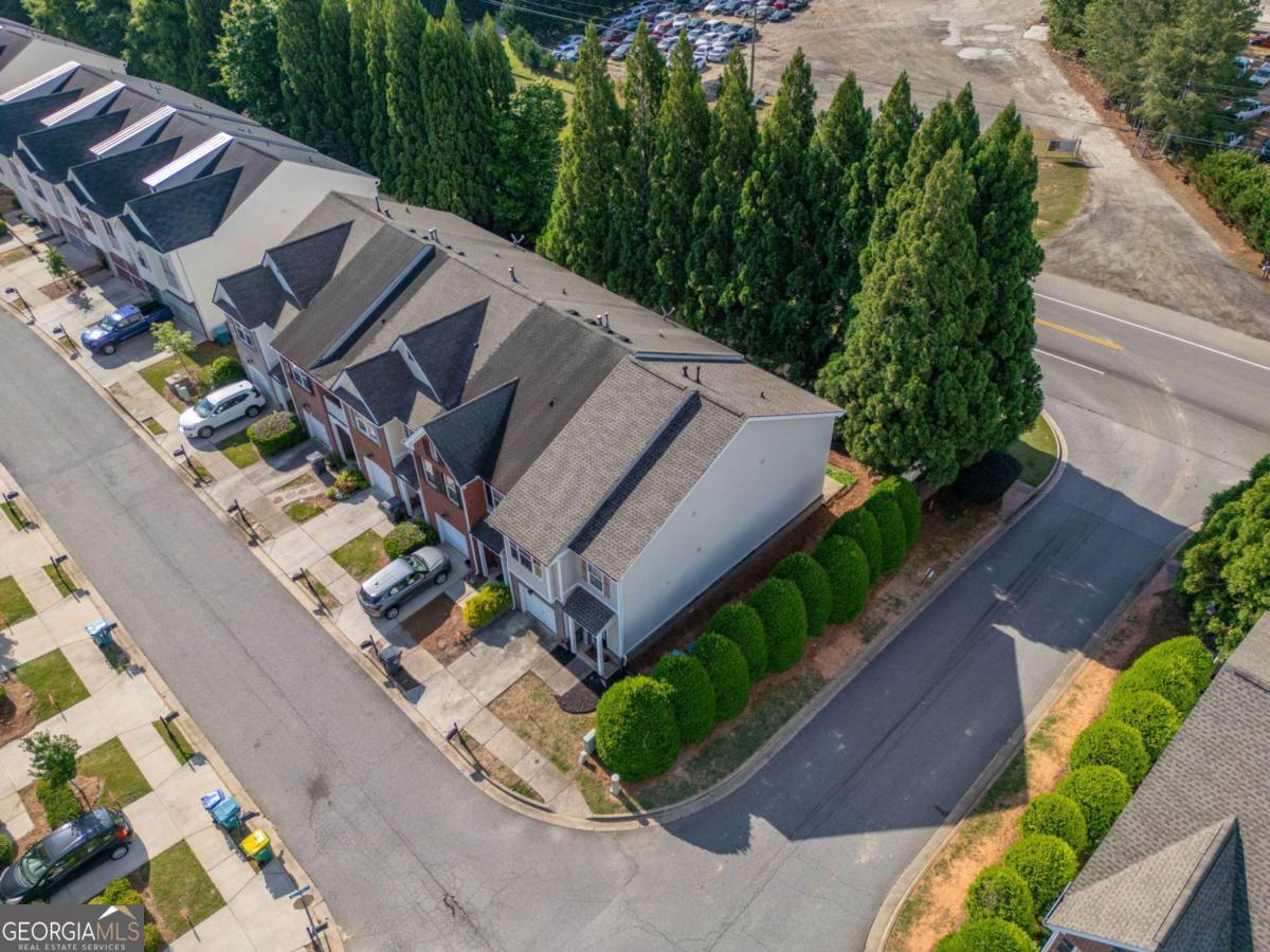 4 Madaline LN