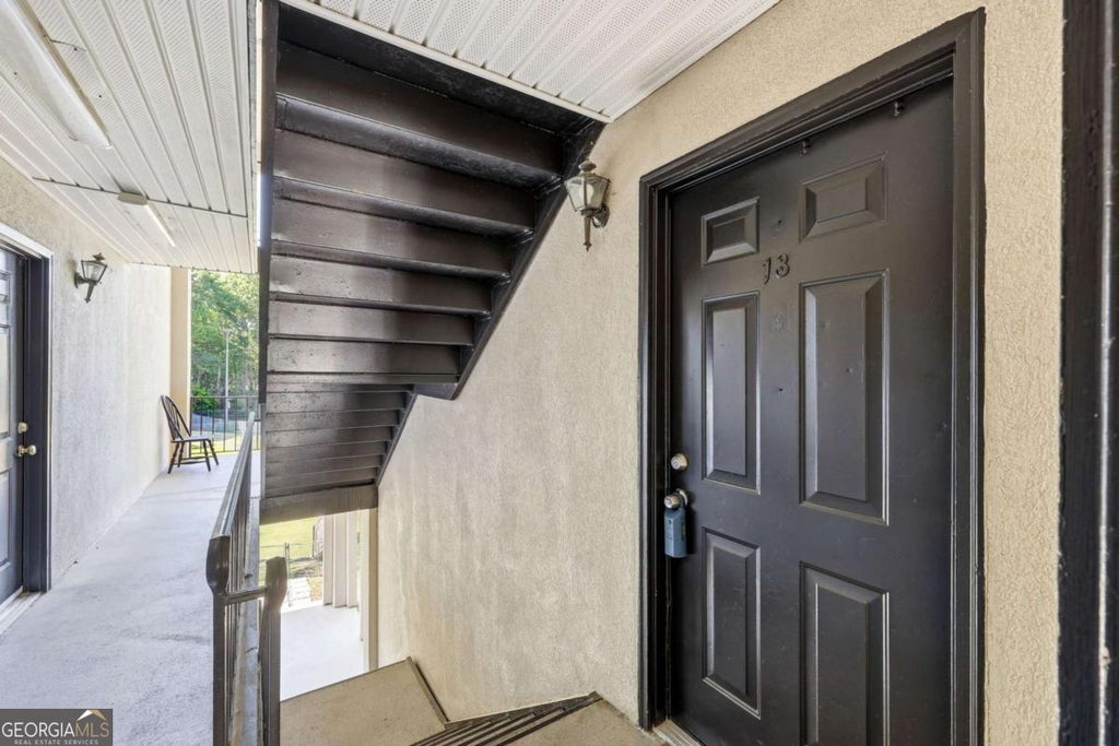 Photo of 605 Candler Street #B13, Gainesville, GA 30501 (MLS # 10804742)