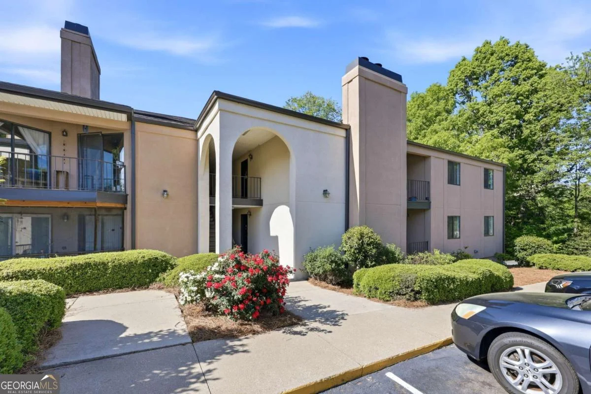 605 Candler Street Unit B13