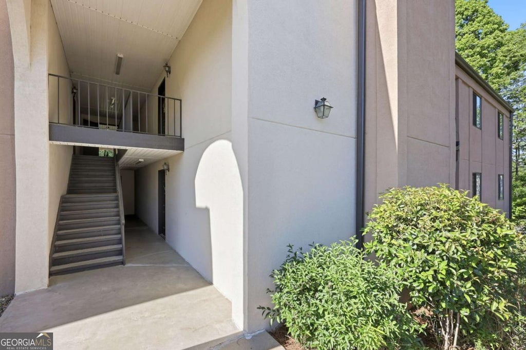 Photo of 605 Candler Street #B13, Gainesville, GA 30501 (MLS # 10804742)