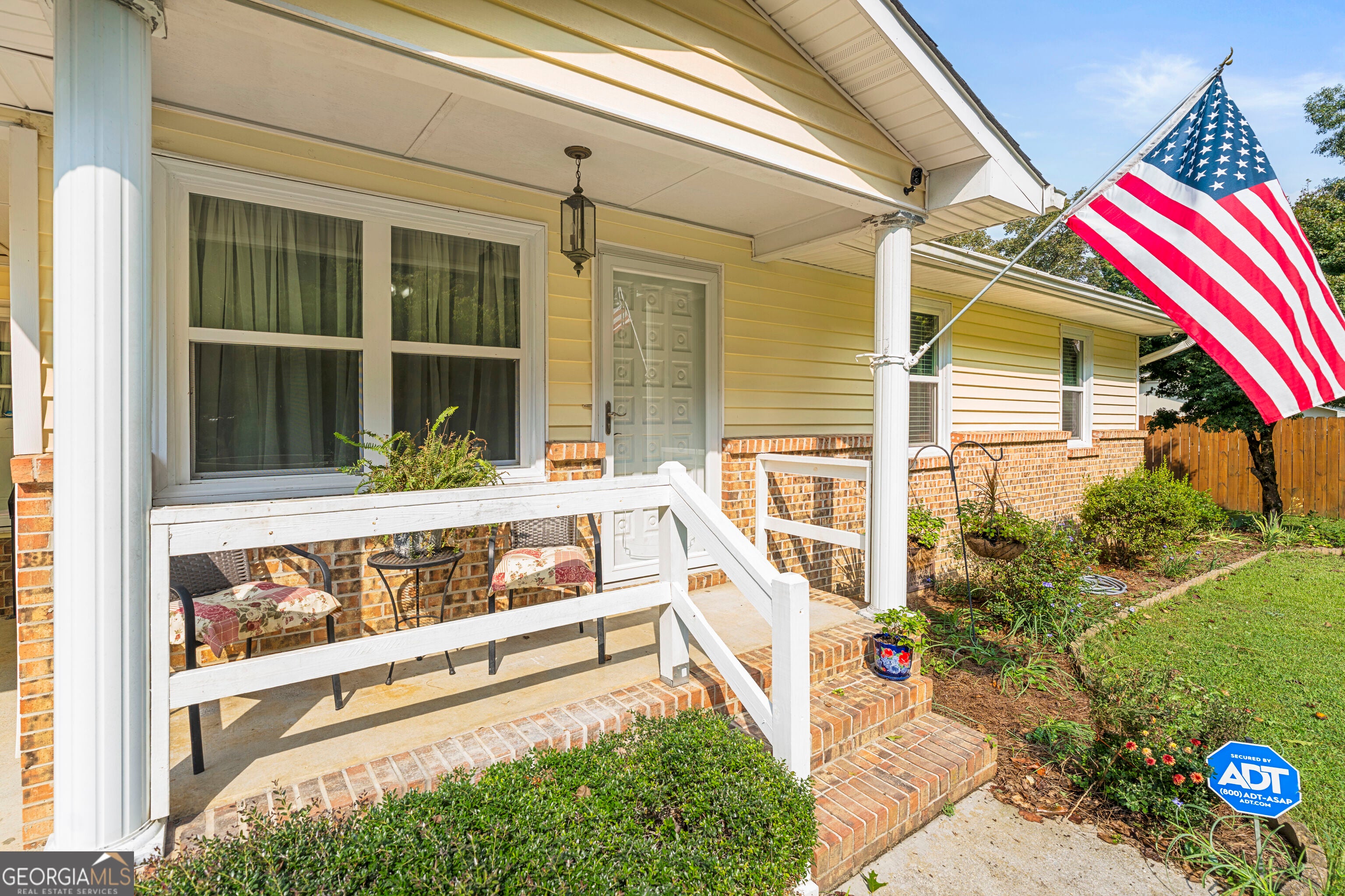 437 Jason DR