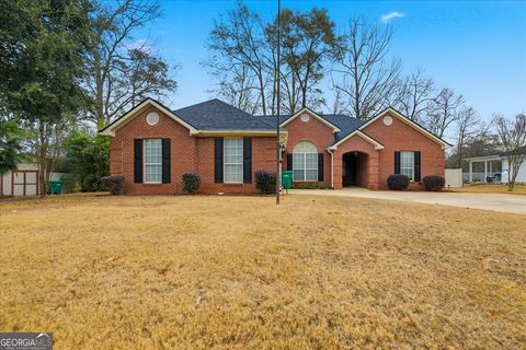 1124 Panola CIR Warner Robins GA 31088