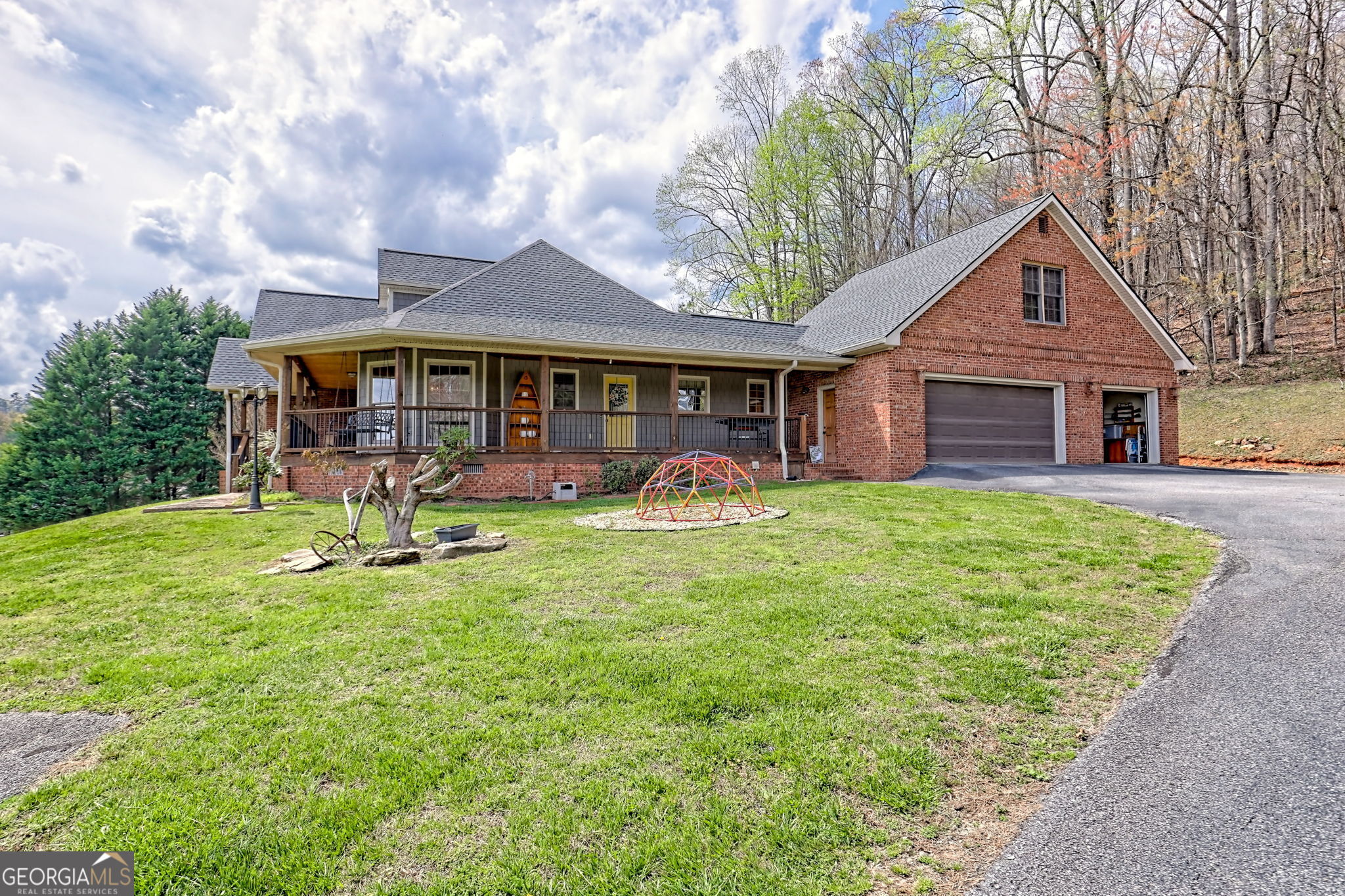 151 Deerfield DR