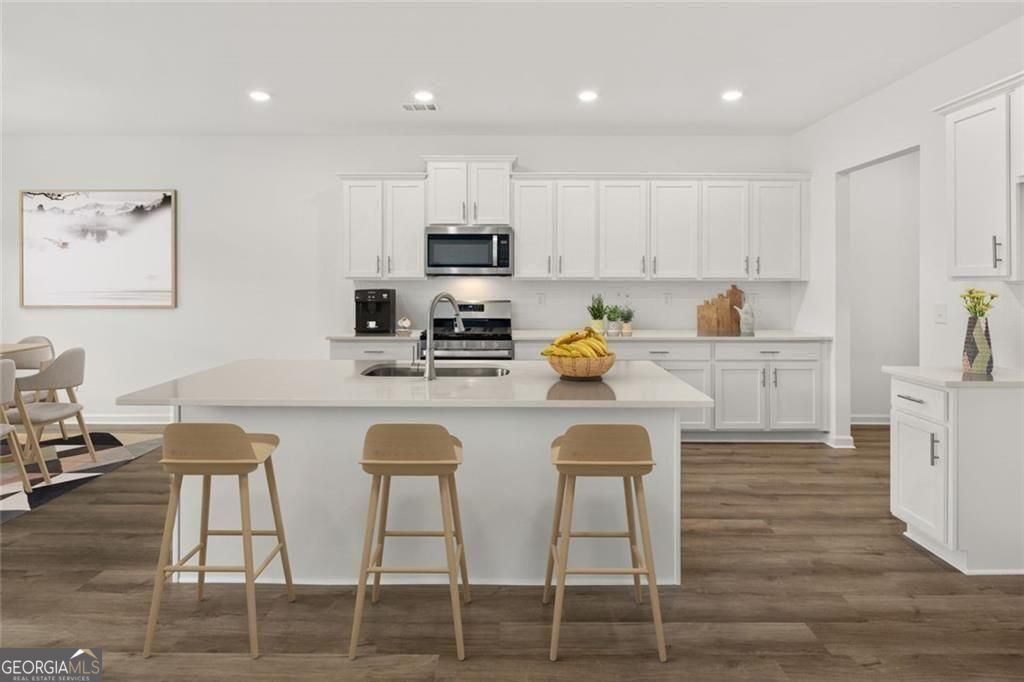 Loganville, Georgia 30052, United States, 3 Bedrooms Bedrooms, ,3 BathroomsBathrooms,Residential,Active,218090