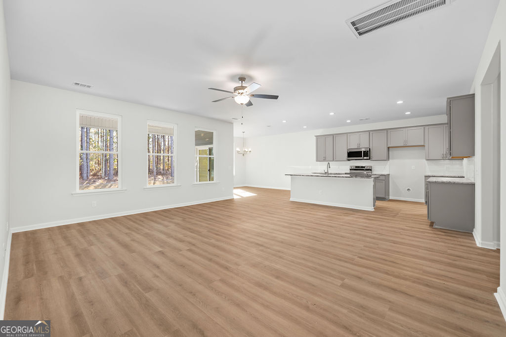 111 Pioneer WAY