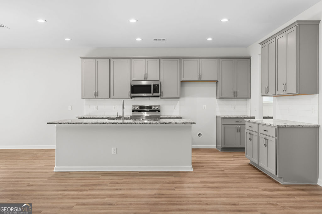 111 Pioneer WAY