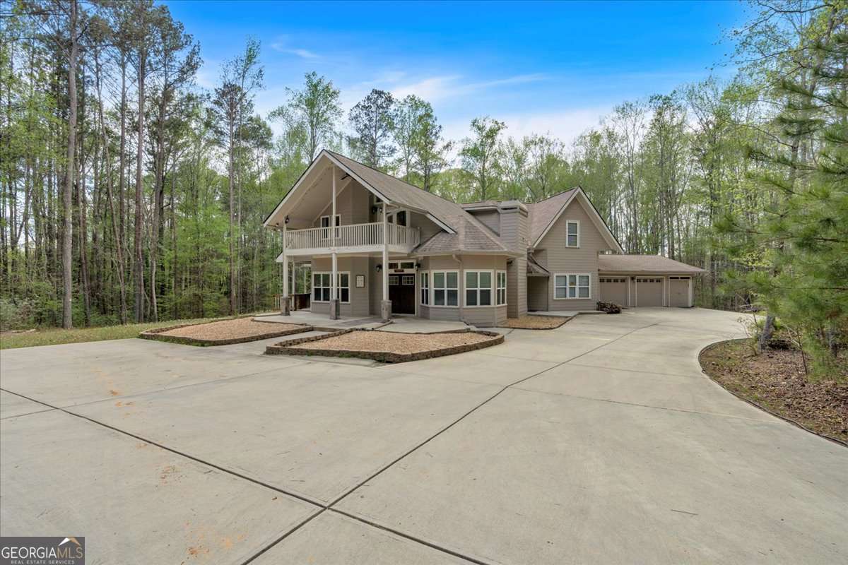 3800 Macland RD