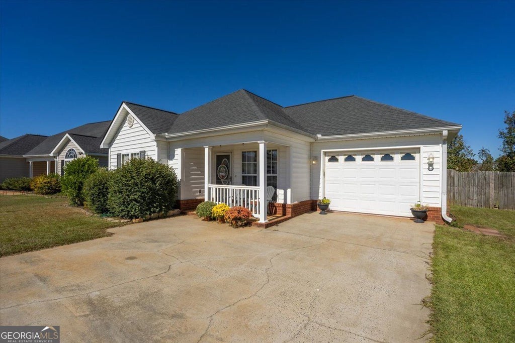 Photo of 111 N Charity Lane, Warner Robins, GA 31088 (MLS # 10881899)