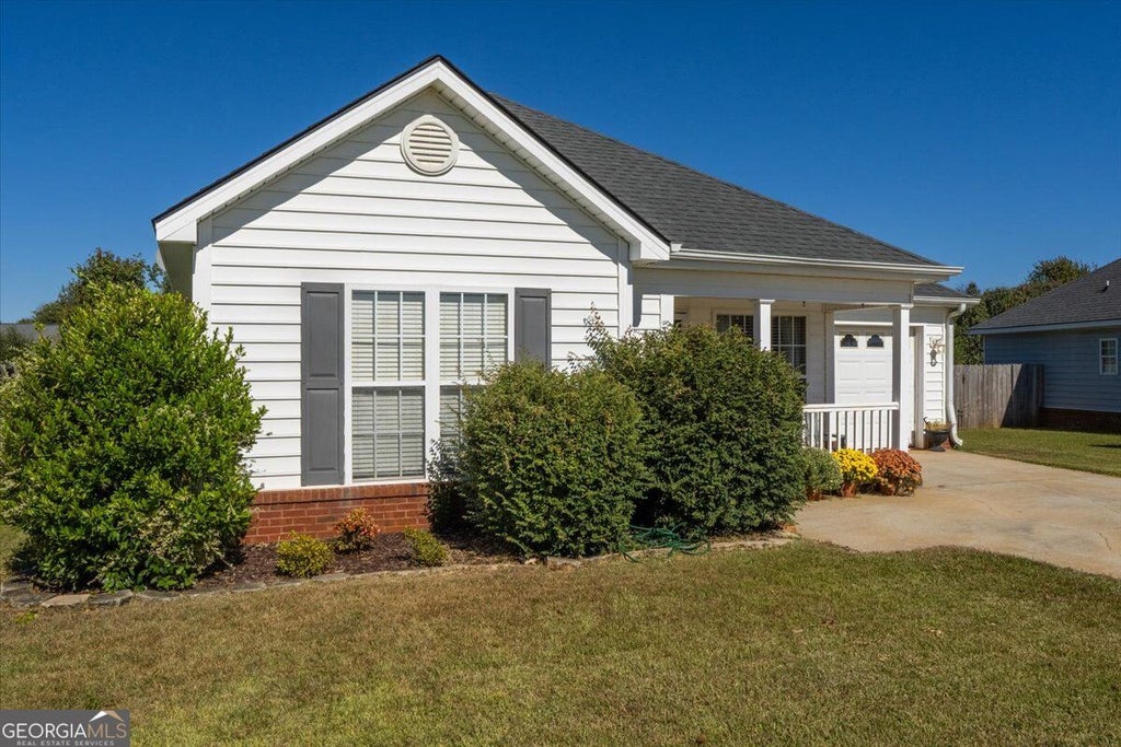 Photo of 111 N Charity Lane, Warner Robins, GA 31088 (MLS # 10881899)