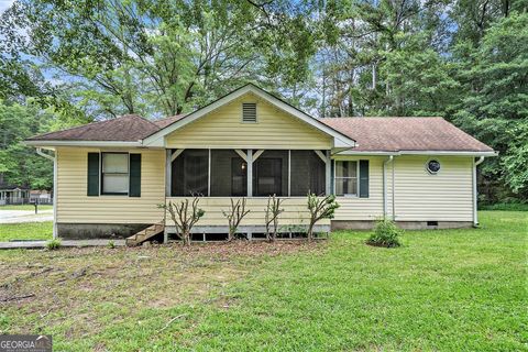 Single Family Residence in Villa Rica GA 305 Dallas Highway.jpg