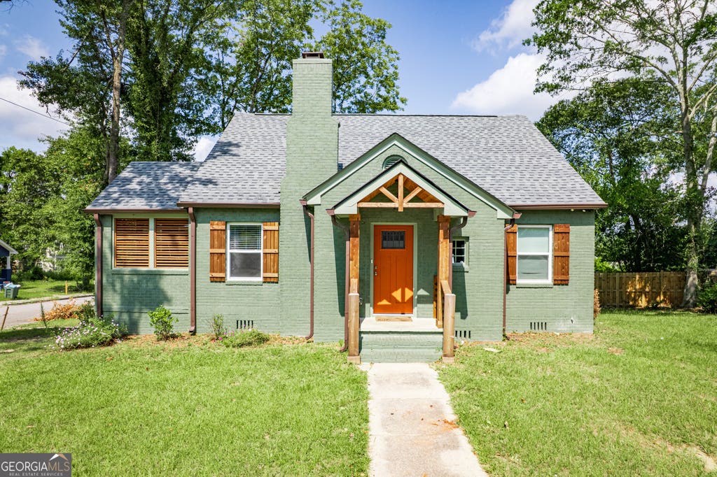 Photo of 2809 Cherry Avenue, Macon, GA 31204 (MLS # 10804139)