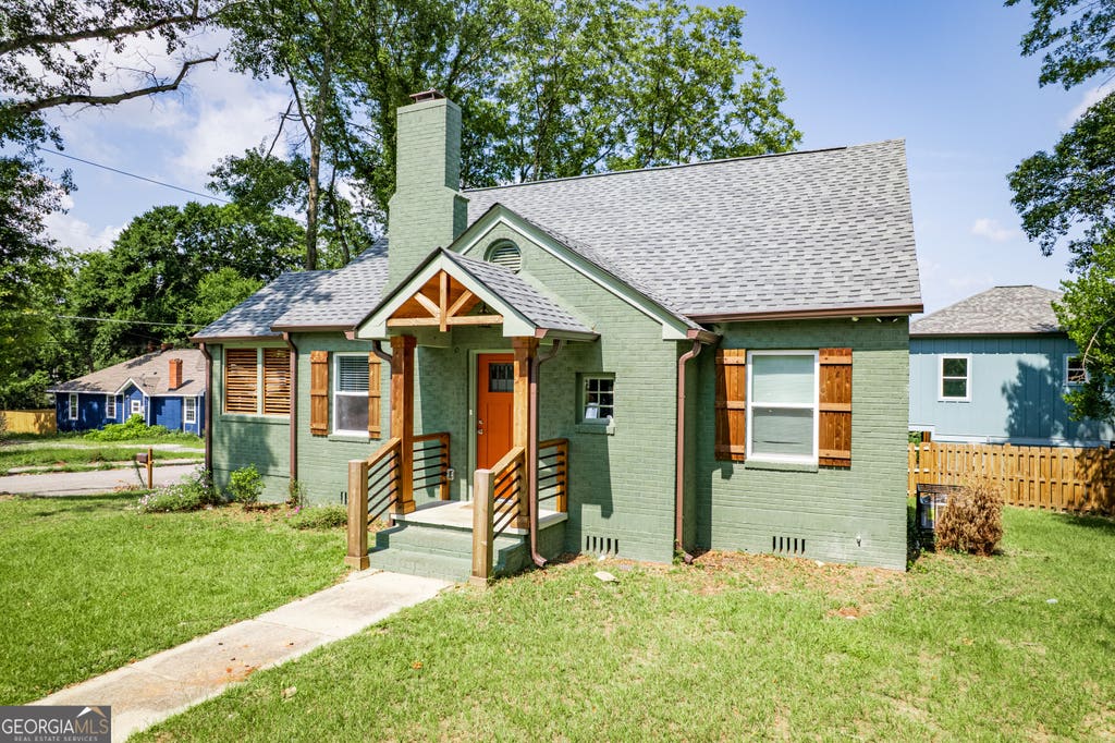 Photo of 2809 Cherry Avenue, Macon, GA 31204 (MLS # 10804139)