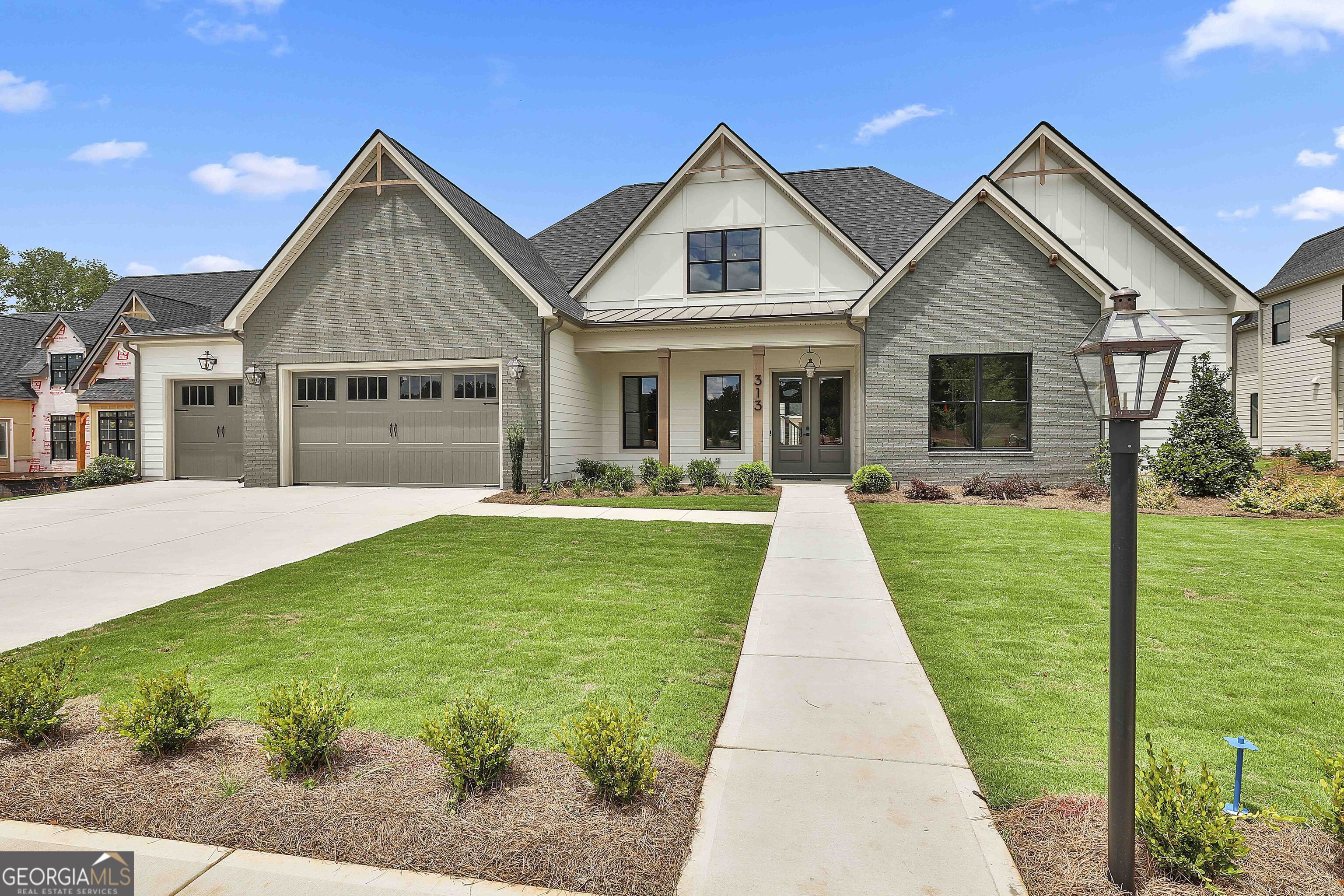 313 Ruffian Circle