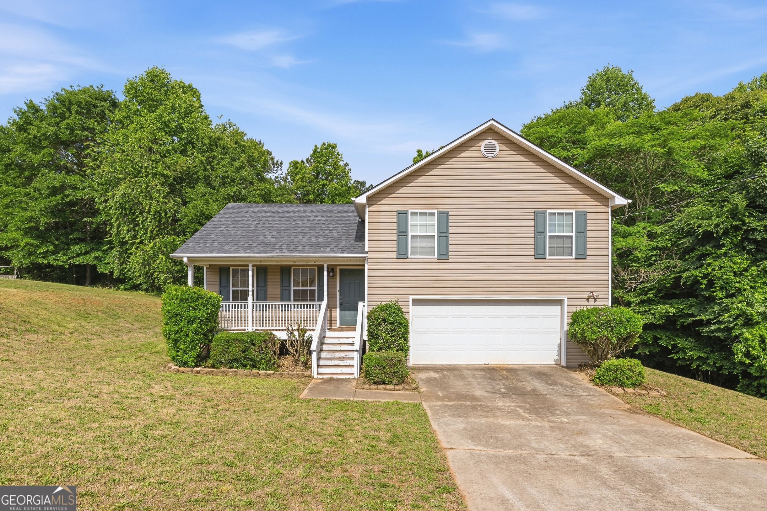 145 Arthurs LN