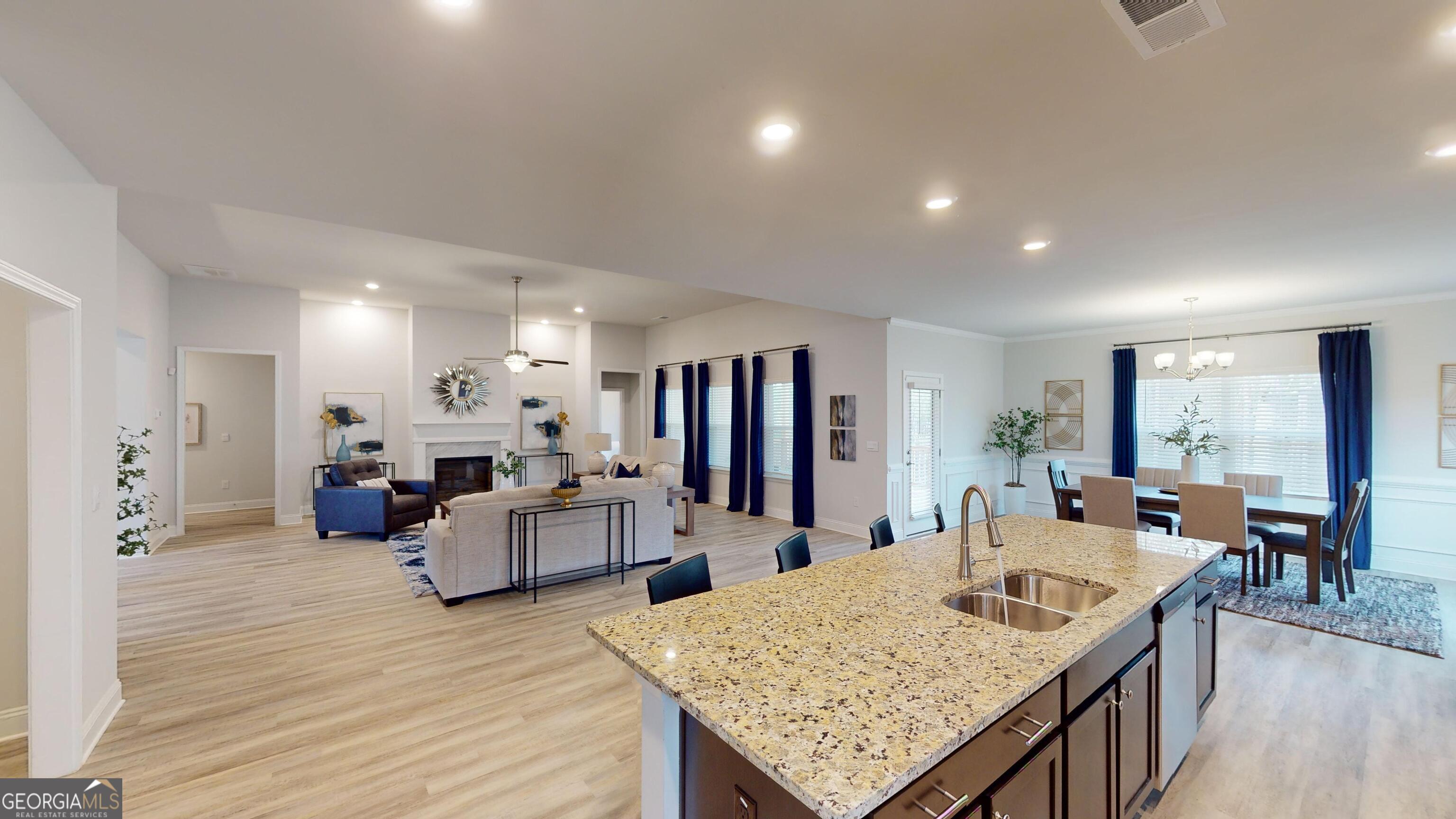 456 Southern Oaks DR