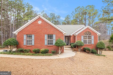 A home in Newnan