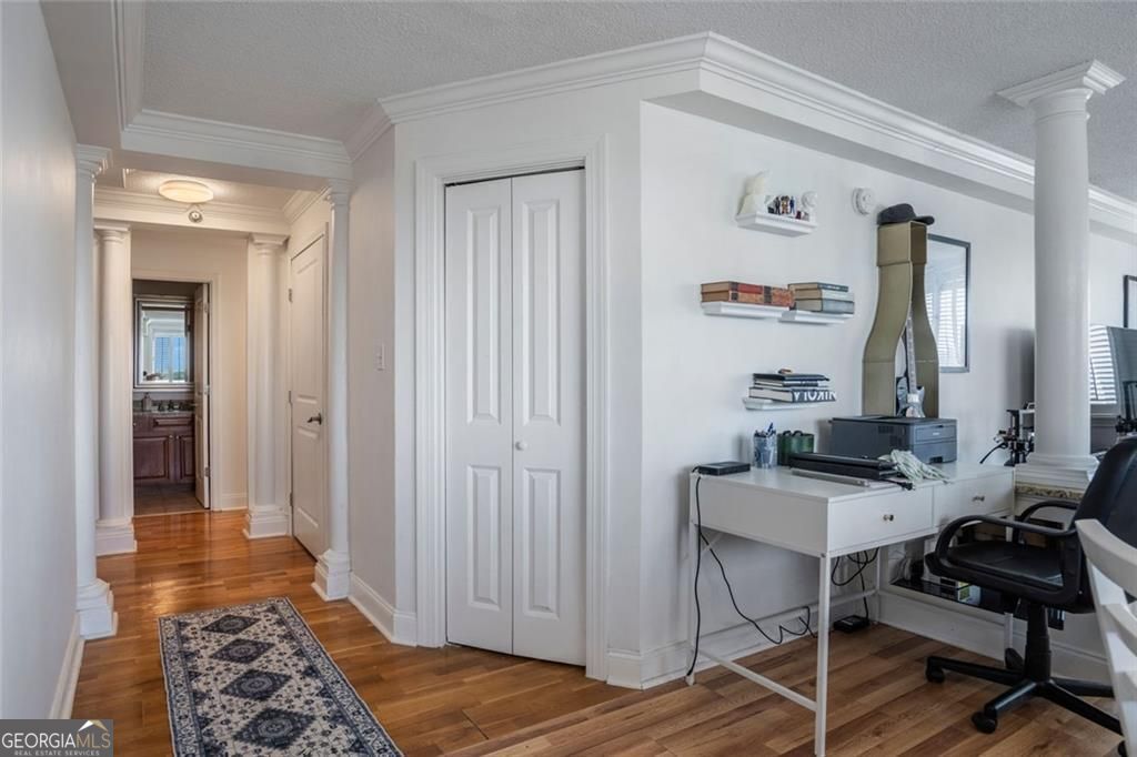 ParkLane On Peachtree - Residential