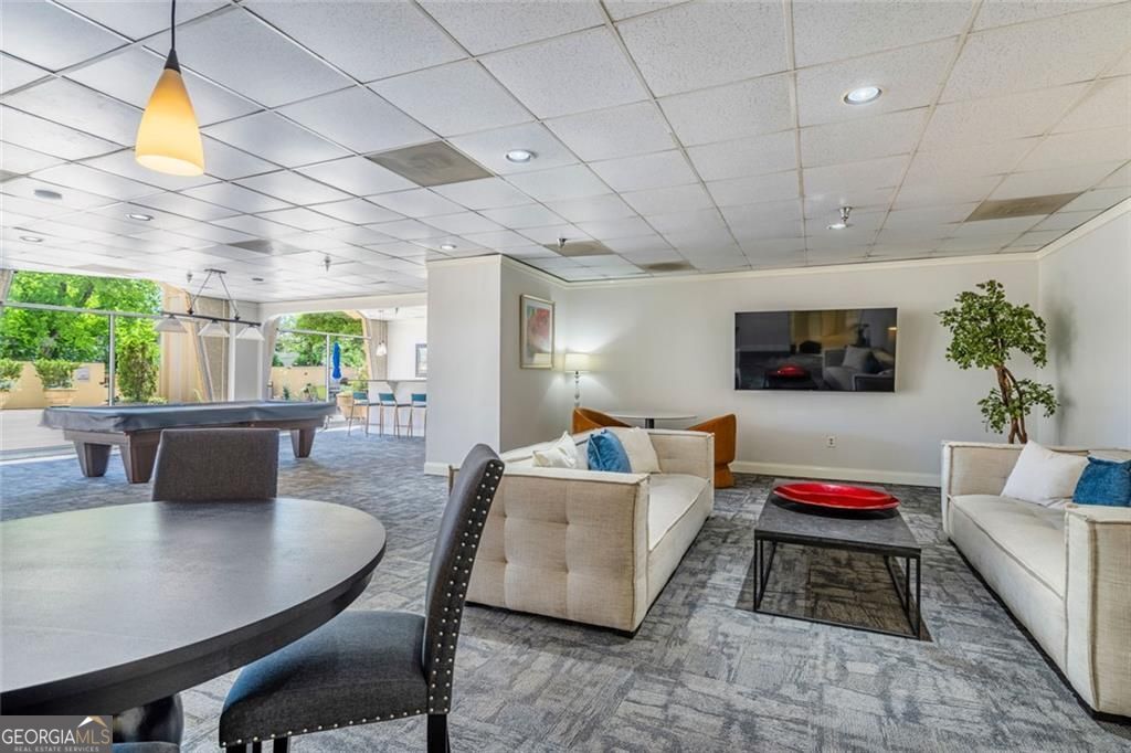 ParkLane On Peachtree - Residential