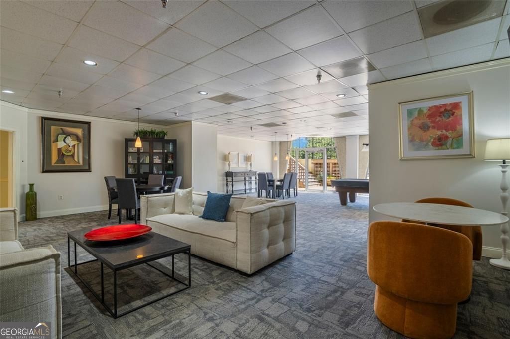 ParkLane On Peachtree - Residential