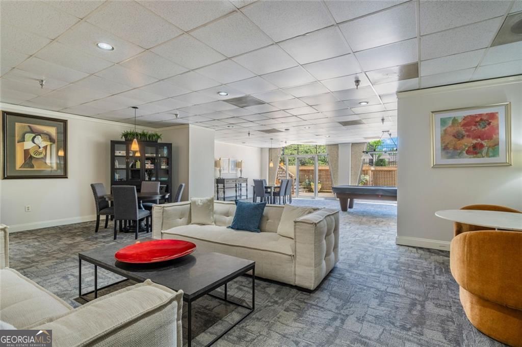 ParkLane On Peachtree - Residential