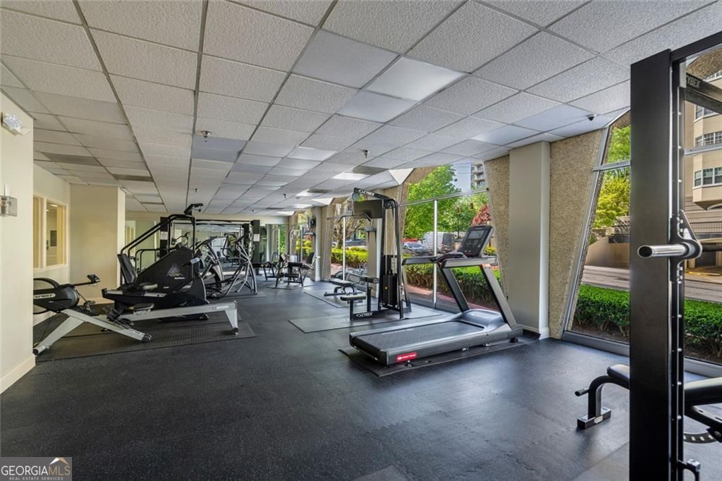 ParkLane On Peachtree - Residential