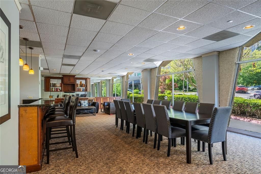 ParkLane On Peachtree - Residential