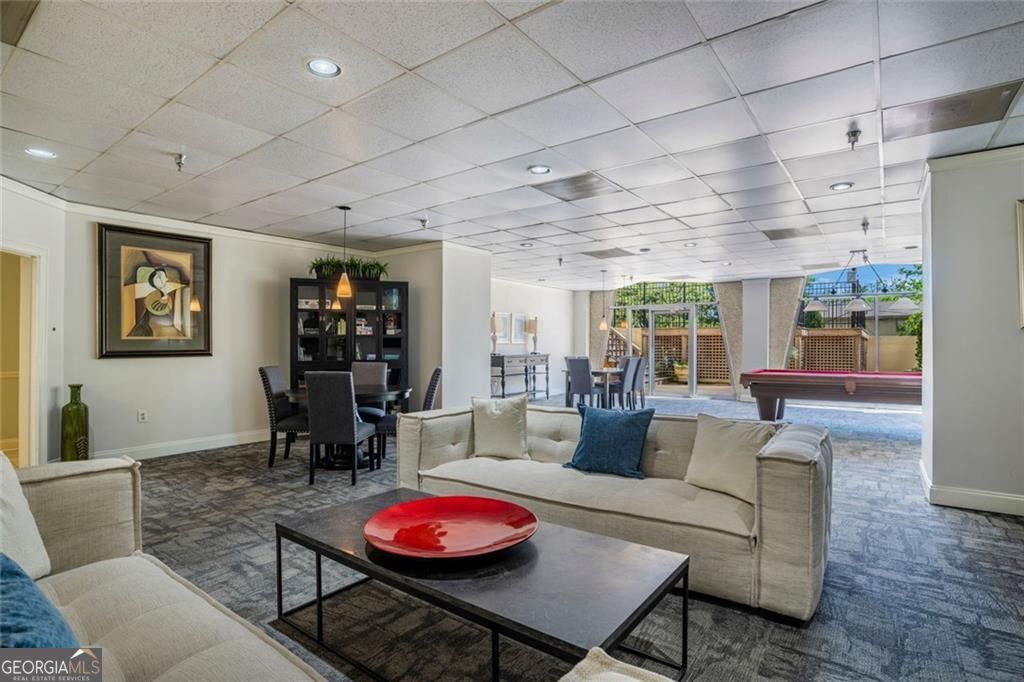 ParkLane On Peachtree - Residential