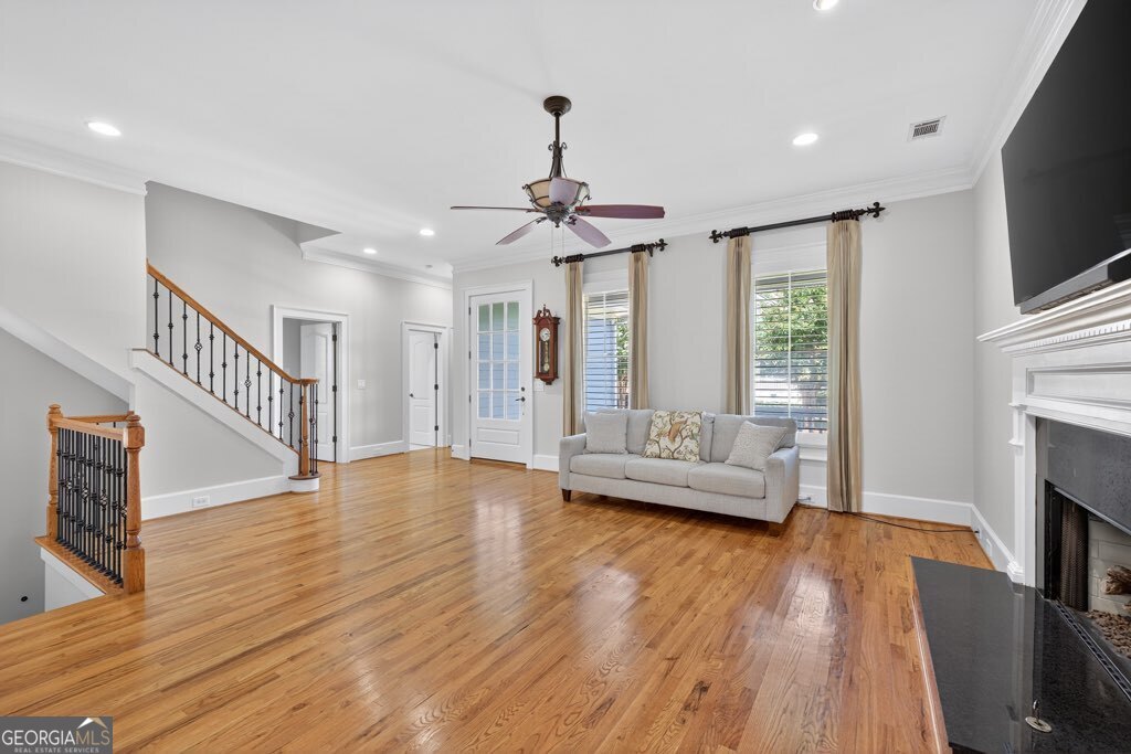 2690 Muskogee LN
