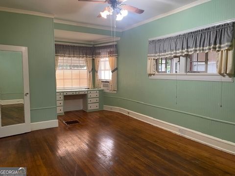 A home in Thomaston