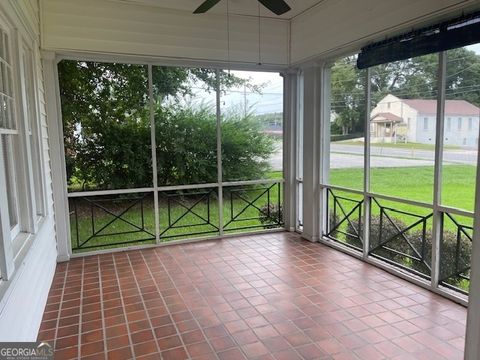 A home in Thomaston