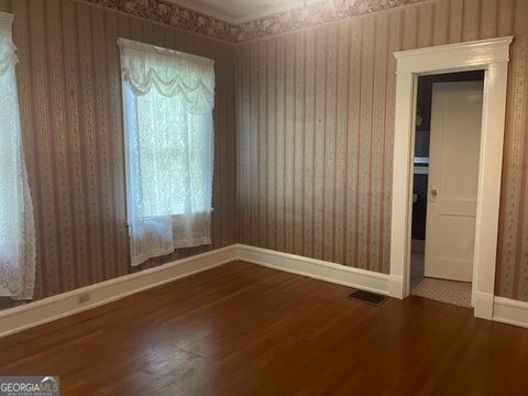 A home in Thomaston