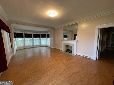 A home in Thomaston