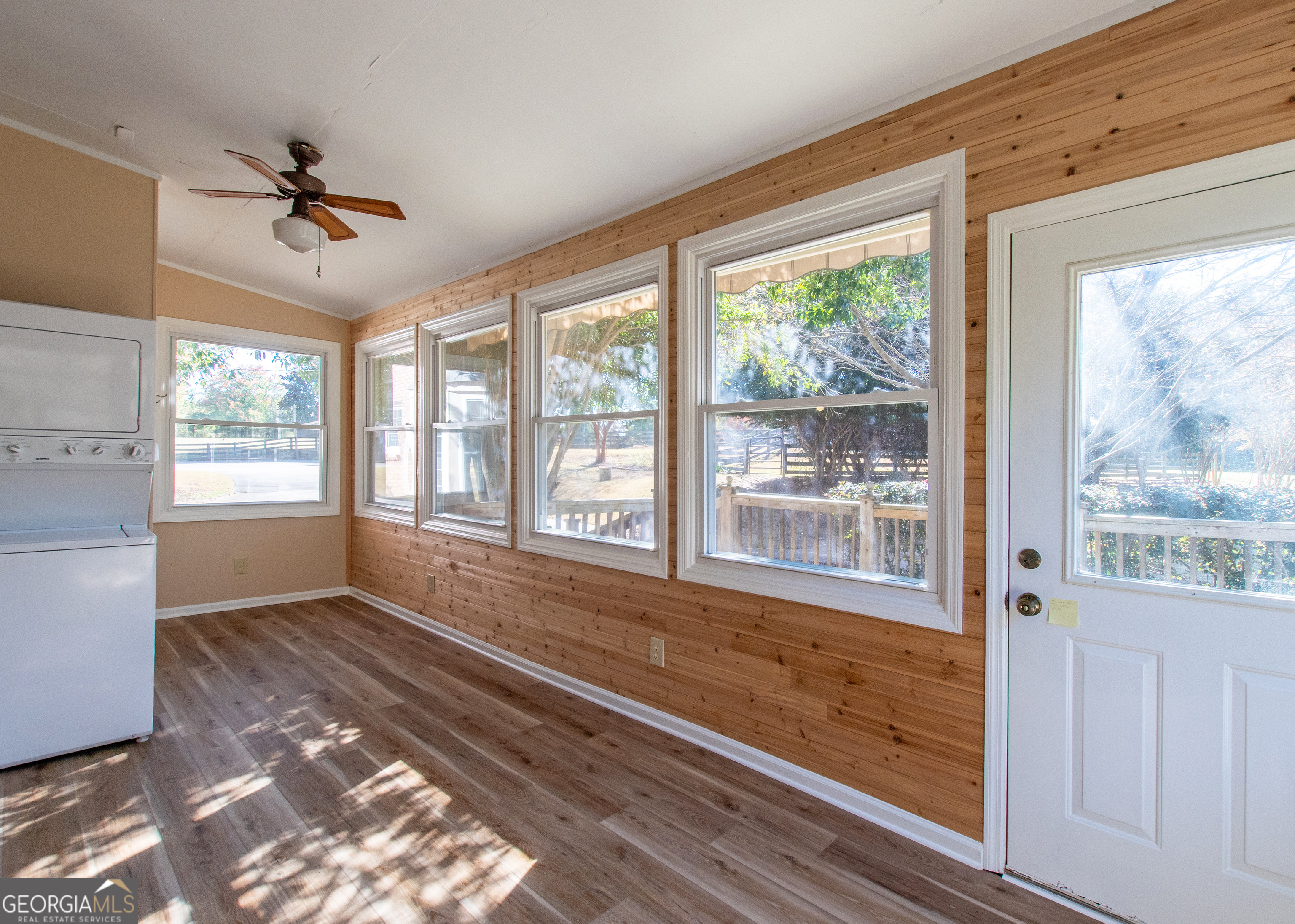 Hampton, Georgia 30228, United States, 4 Bedrooms Bedrooms, ,5 BathroomsBathrooms,Residential,Active,245152