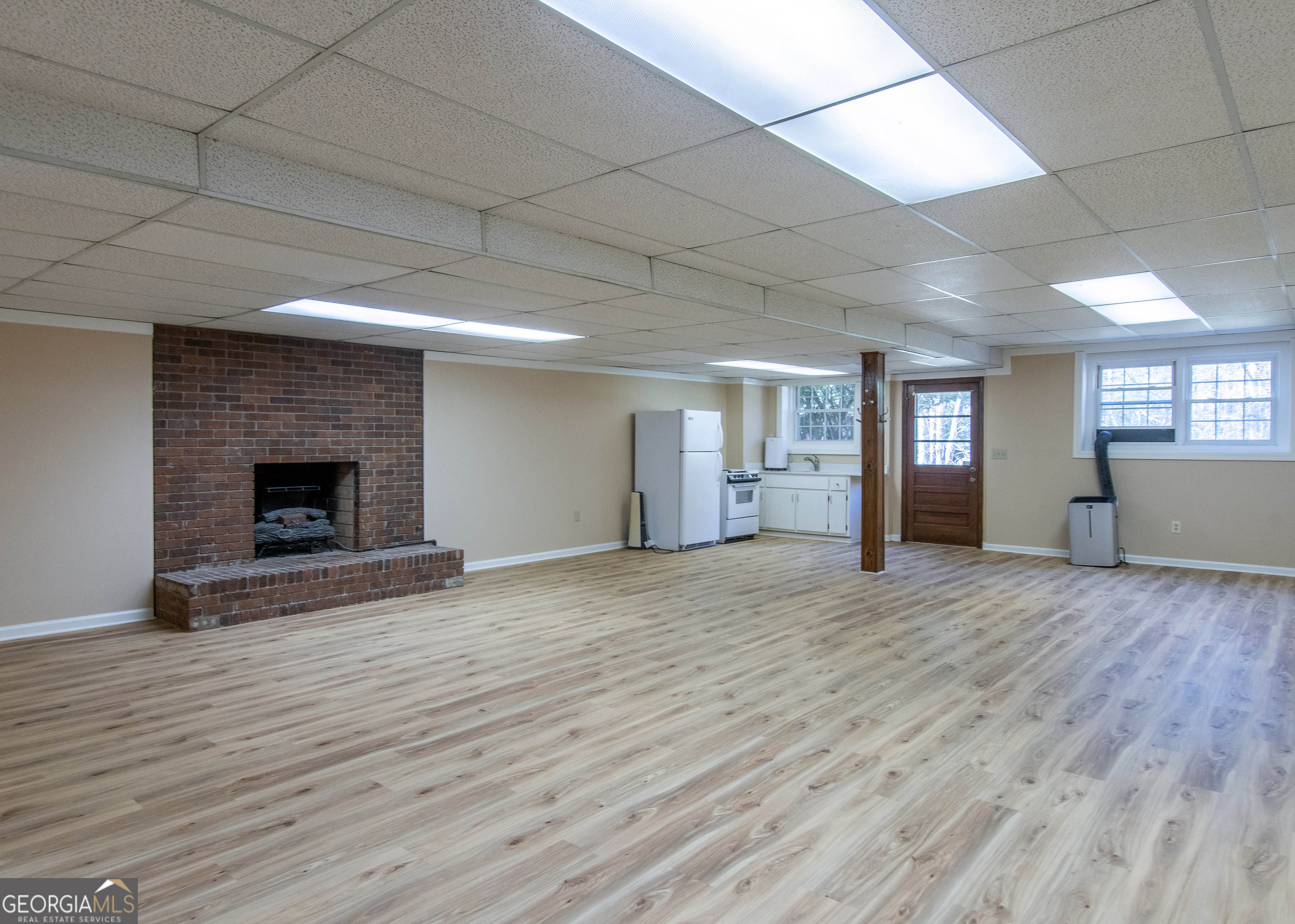 Hampton, Georgia 30228, United States, 4 Bedrooms Bedrooms, ,5 BathroomsBathrooms,Residential,Active,245152