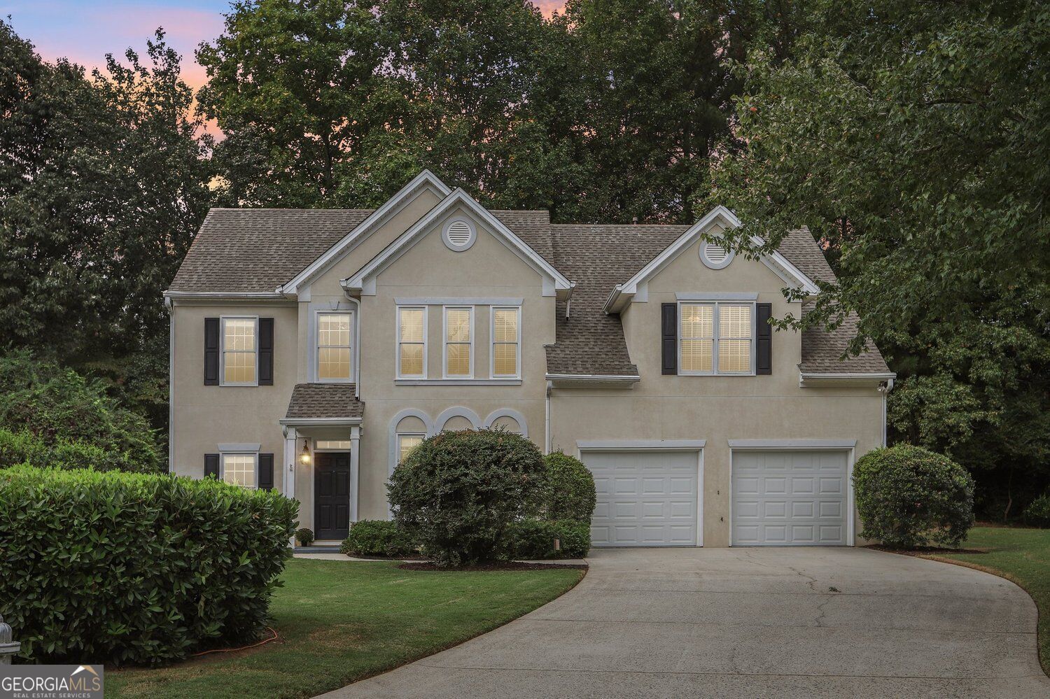 225 W Brookhollow CT