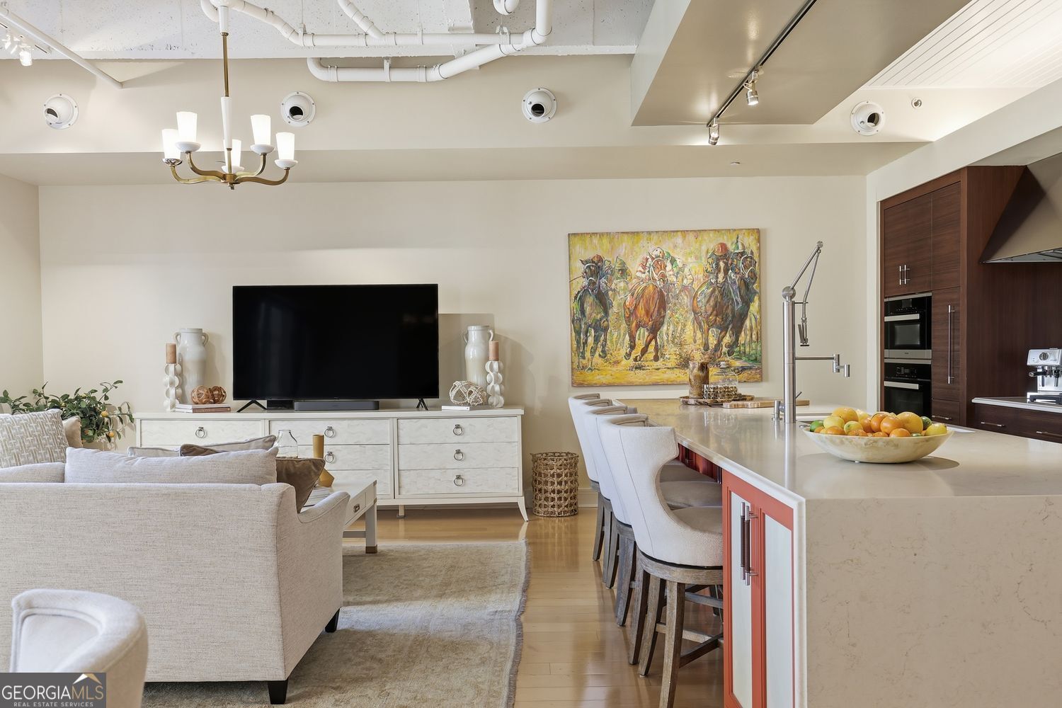 Savannah, Georgia 31401, United States, 1 Bedroom Bedrooms, ,2 BathroomsBathrooms,Residential,Active,248940