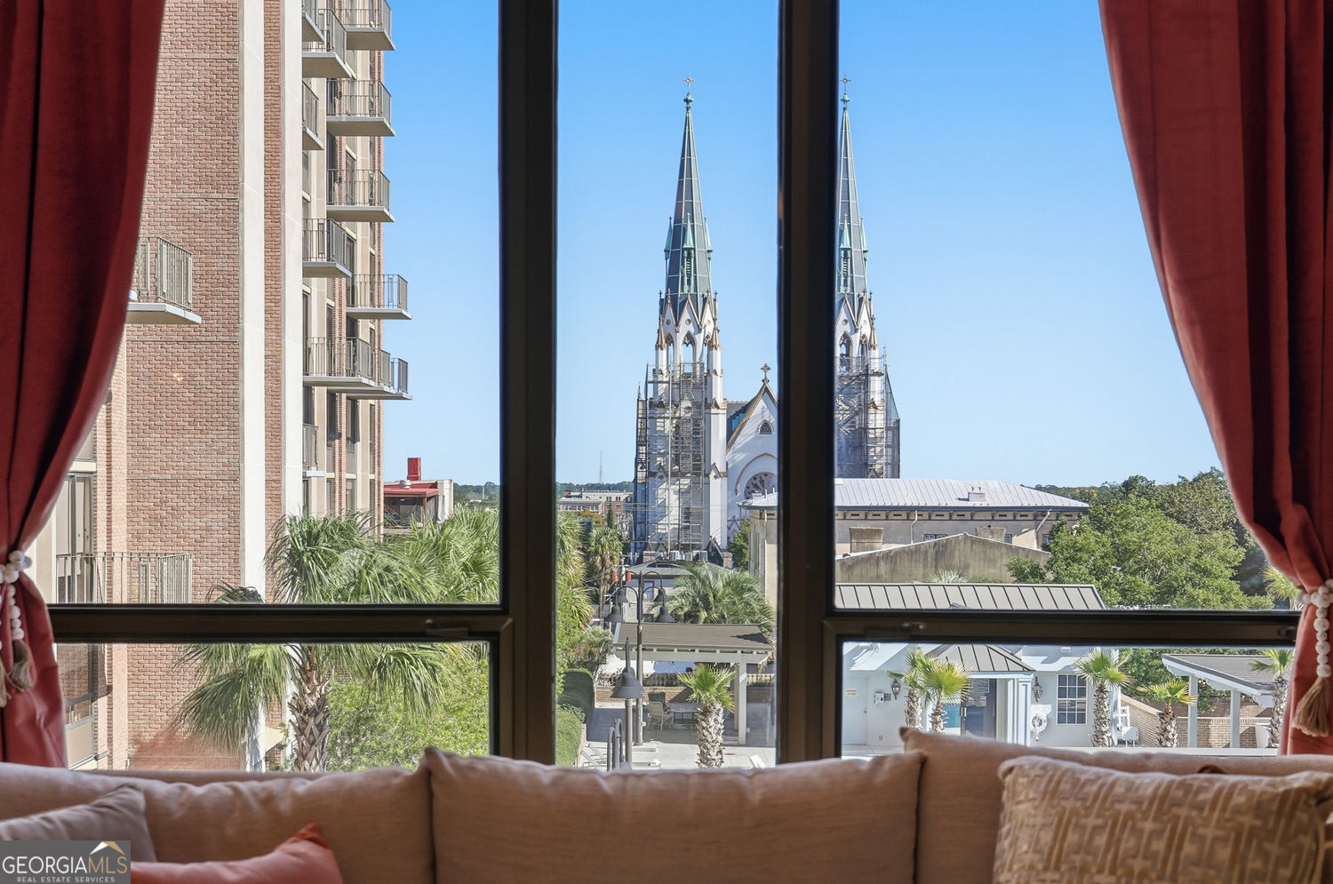 Savannah, Georgia 31401, United States, 1 Bedroom Bedrooms, ,2 BathroomsBathrooms,Residential,Active,248940