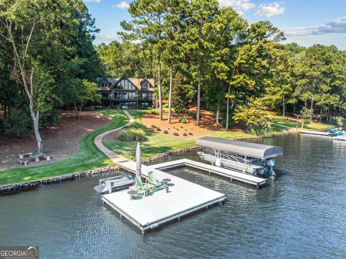 1370 Plantation DR