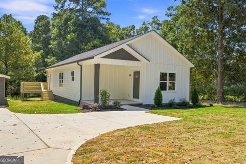 Photo of 505 Burnett Ferry Road SW, Rome, GA 30165 (MLS # 10841196)