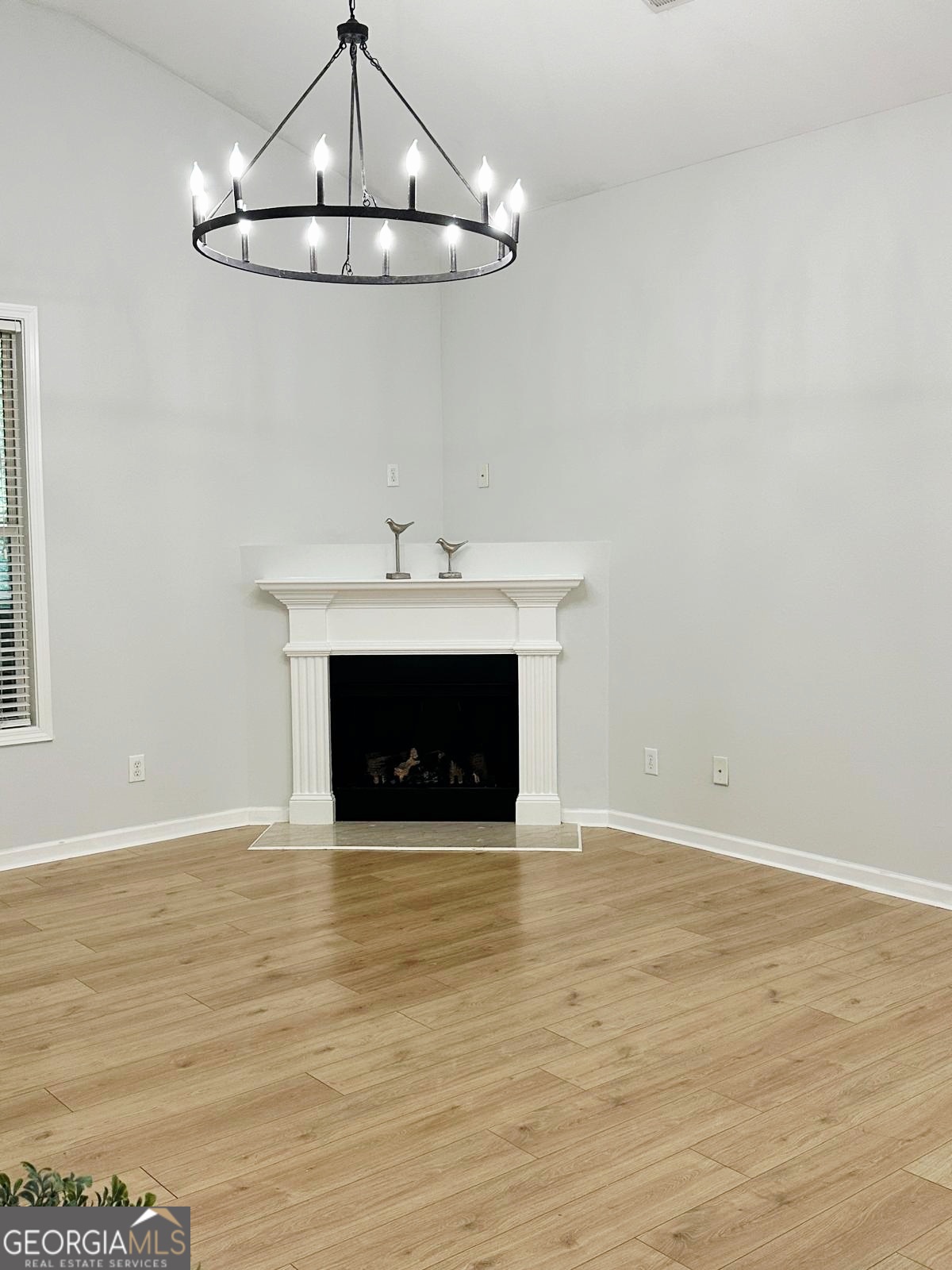 6834 White Walnut WAY