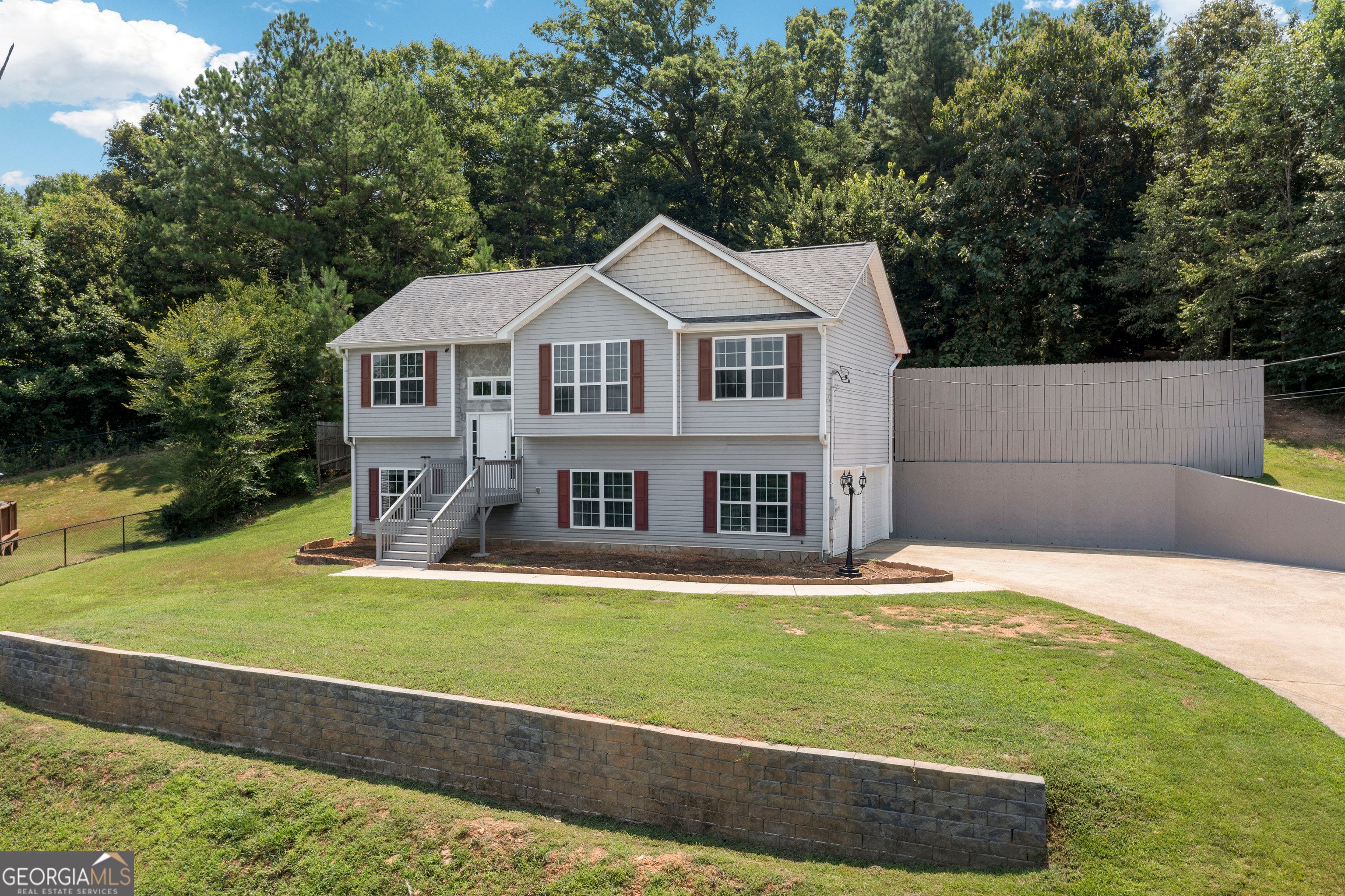 172 Cedar Creek XING