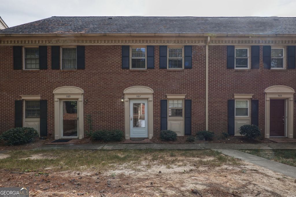 Photo of 587 Wedgewood Drive, Alpharetta, GA 30009 (MLS # 10659738)